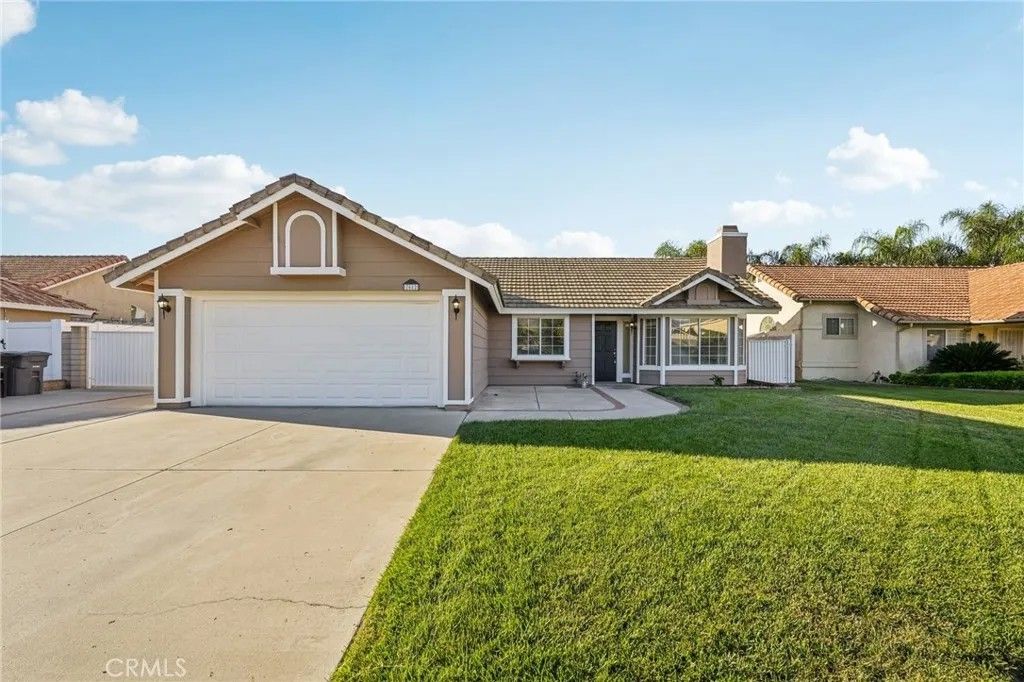 Photo of 1642 Washington Avenue, San Jacinto, CA 92583 (MLS # OC25218168)