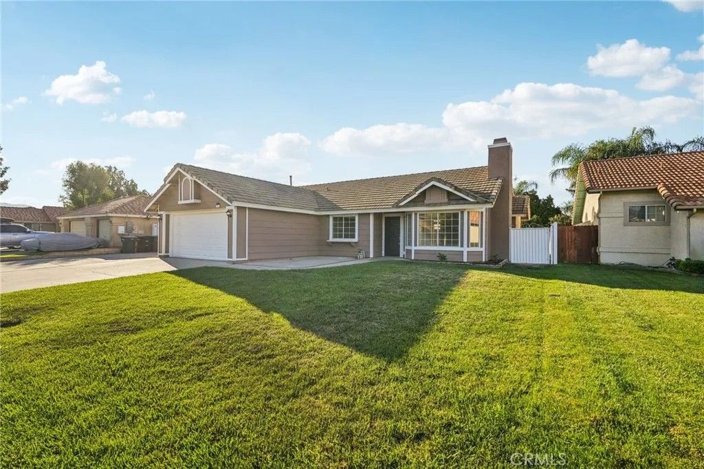 Photo of 1642 Washington Avenue, San Jacinto, CA 92583 (MLS # OC25218168)