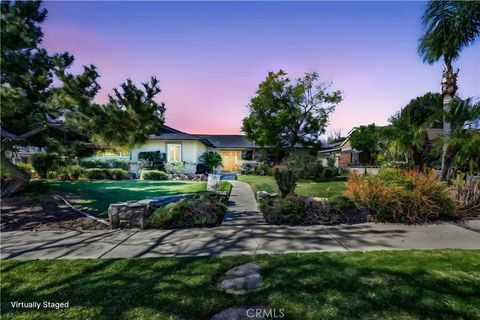 Photo of 1377 N Shelley Avenue, Upland, CA 91786 (MLS # CV26055716)