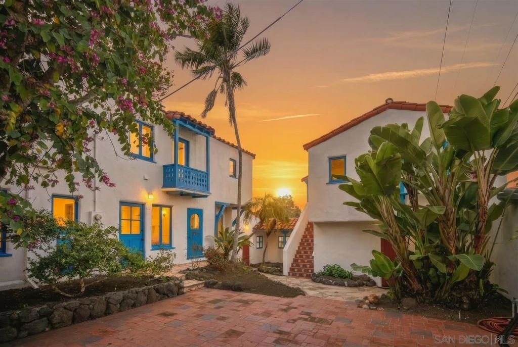 Photo of 4422 Leon St, San Diego, CA 92107 (MLS # 2600732)