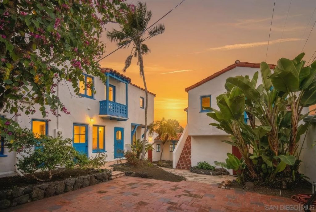 Photo of 4422 Leon St, San Diego, CA 92107 (MLS # 2600732)