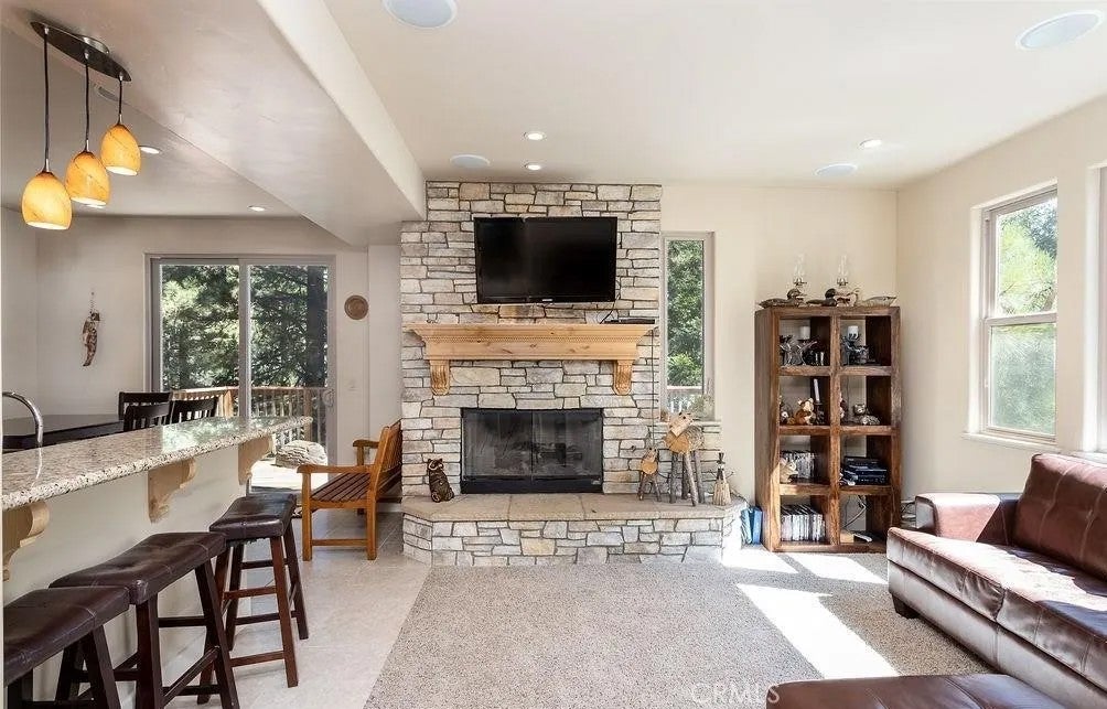 1157 Scenic