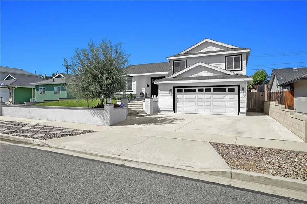 Photo of 925 Gehrig Avenue, Placentia, CA 92870 (MLS # IG26076623)