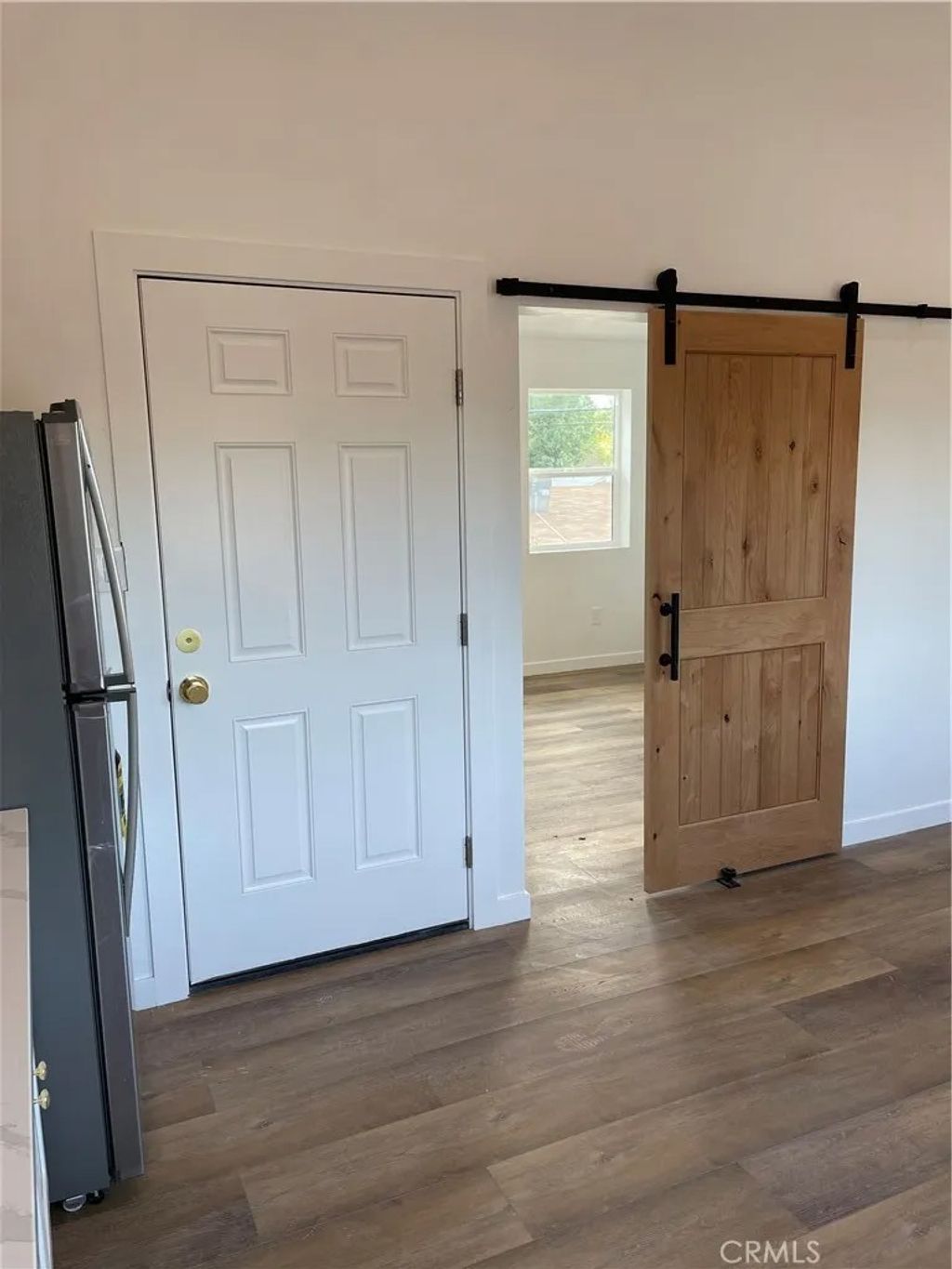 Photo of 24308 Victory Boulevard, Woodland Hills, CA 91367 (MLS # SR26008181)