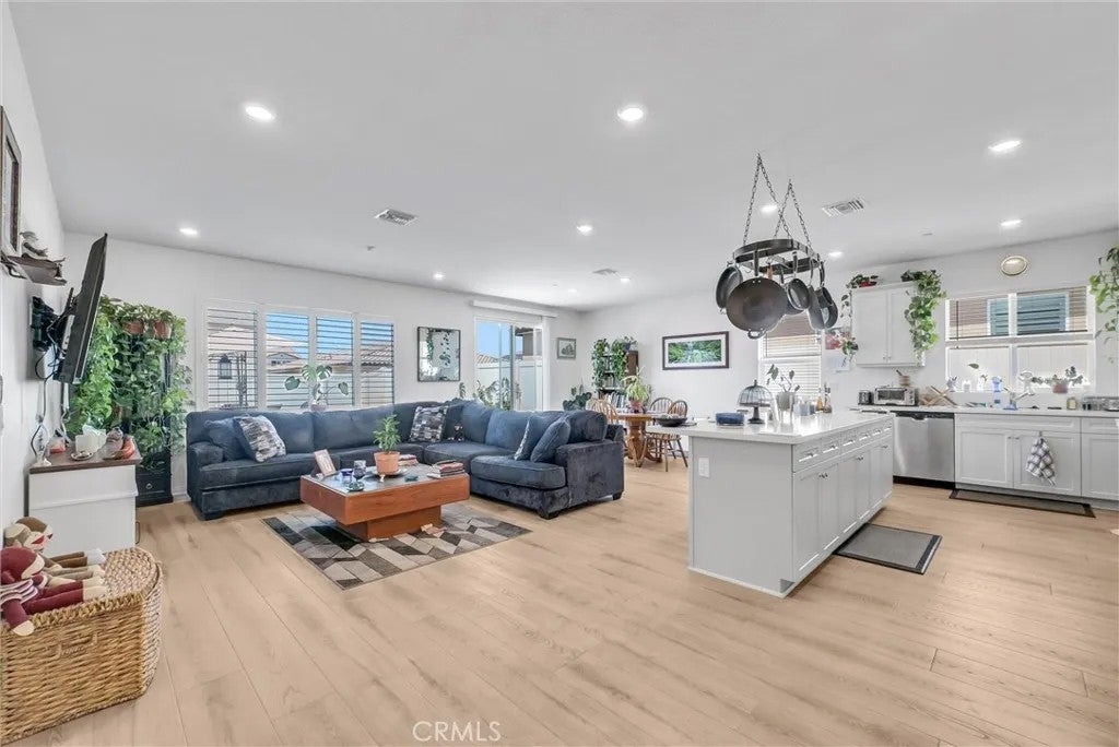 25913 Hollow Point Court