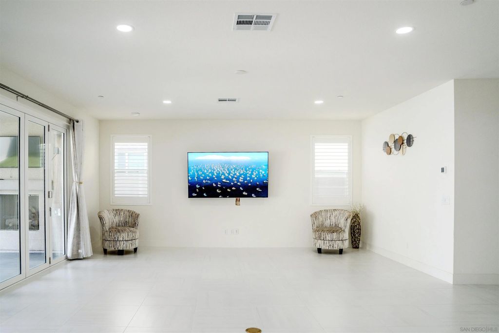 Photo of 10662 Senna Way, San Diego, CA 92126 (MLS # 260002804)