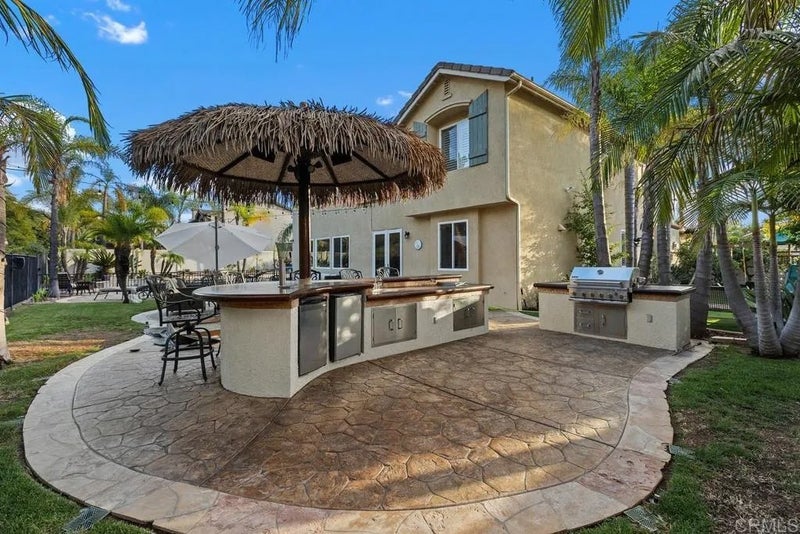 1123 Ariana Road