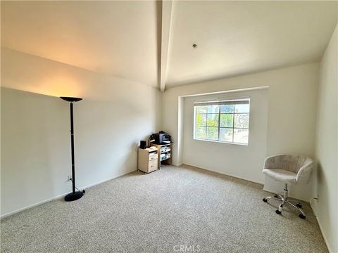 Tiny photo for 9213 Independence Way, North Hills, CA 91343 (MLS # SR25240394)