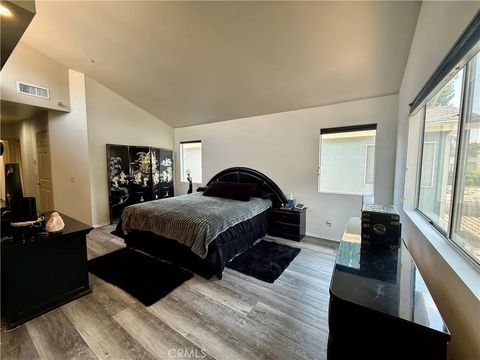 Tiny photo for 9213 Independence Way, North Hills, CA 91343 (MLS # SR25240394)