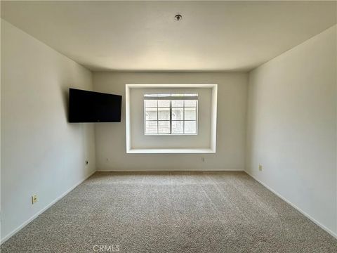 Tiny photo for 9213 Independence Way, North Hills, CA 91343 (MLS # SR25240394)