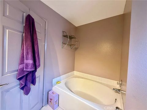 Tiny photo for 9213 Independence Way, North Hills, CA 91343 (MLS # SR25240394)