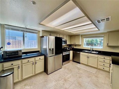 Tiny photo for 9213 Independence Way, North Hills, CA 91343 (MLS # SR25240394)
