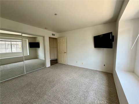 Tiny photo for 9213 Independence Way, North Hills, CA 91343 (MLS # SR25240394)