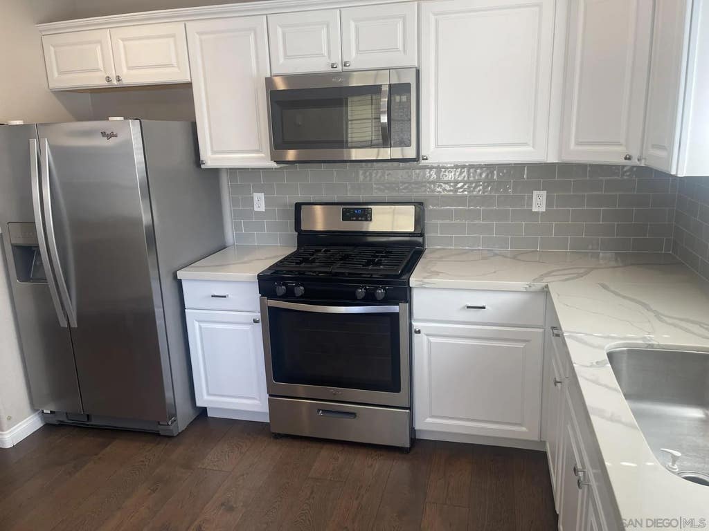 Photo of 1255 Corte Famosa, San Marcos, CA 92069 (MLS # 260019311)
