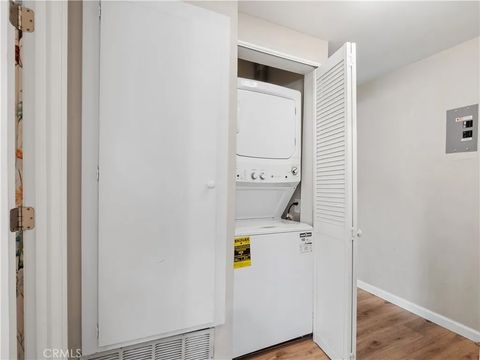 Tiny photo for 19126 Avenue of the Oaks #C, Newhall, CA 91321 (MLS # SR25219554)