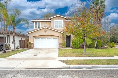 Photo of 16414 Twinberry Court, Fontana, CA 92336 (MLS # CV25282167)