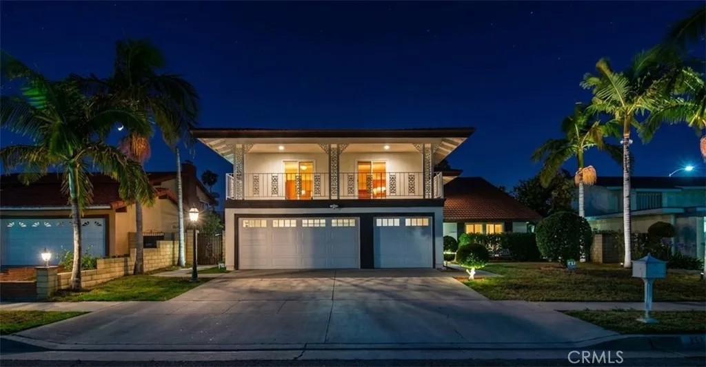 251 Avenida Santa Anita