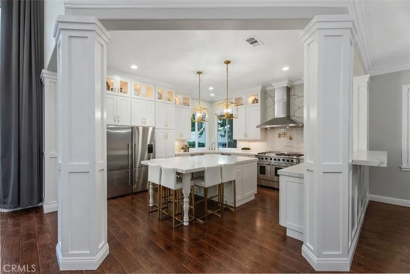 6 Coffeeberry Court