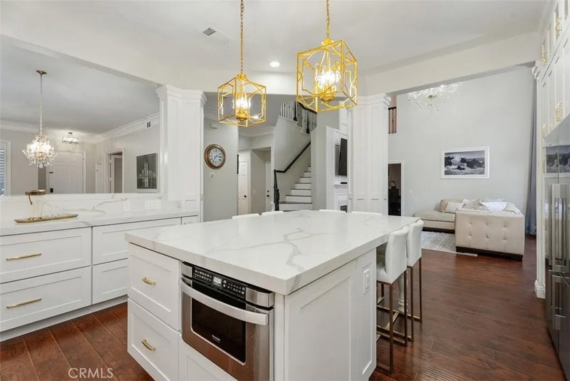 6 Coffeeberry Court