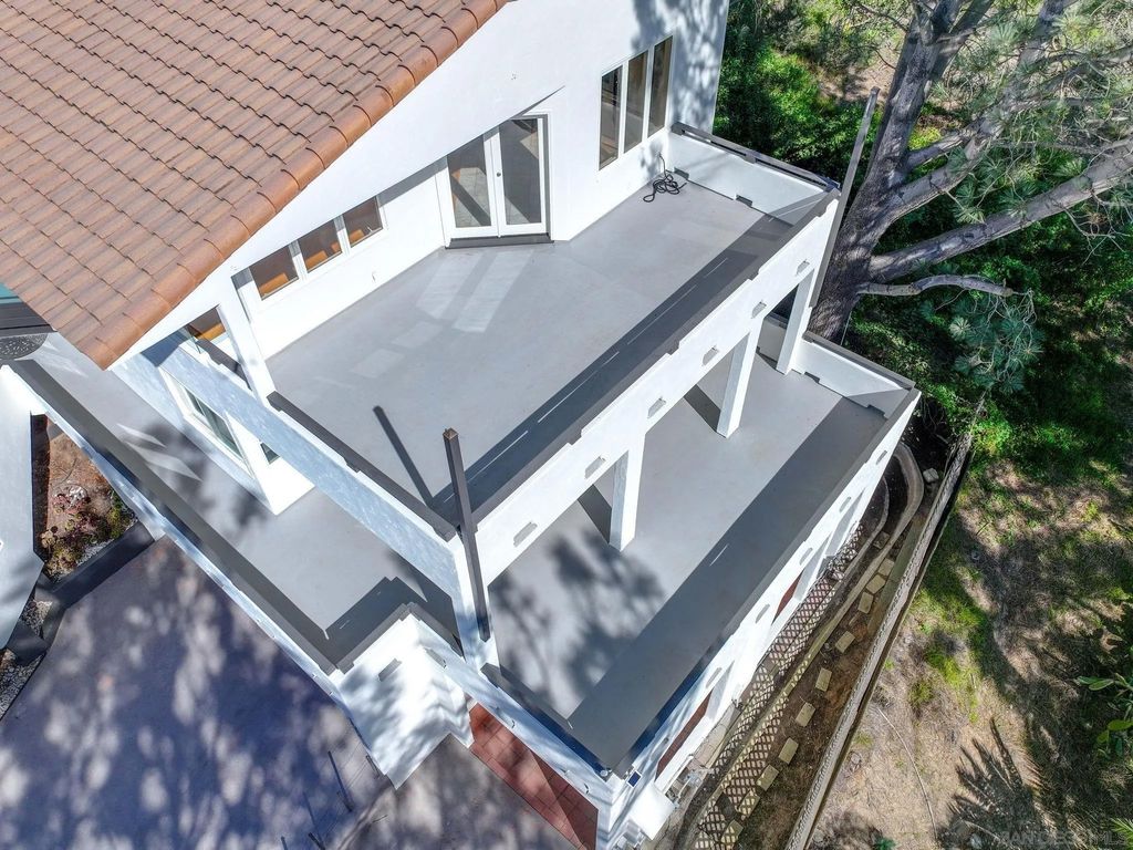 Photo of 12929 Via Latina, Del Mar, CA 92014 (MLS # 260003519)