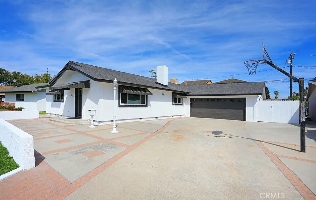 Photo of 11052 Faye Avenue, Garden Grove, CA 92840 (MLS # PW26050286)