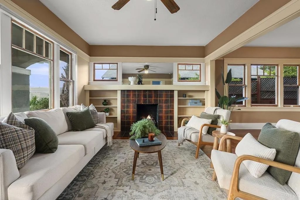 3805 Louisiana Street