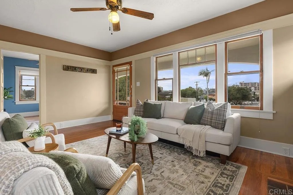 3805 Louisiana Street