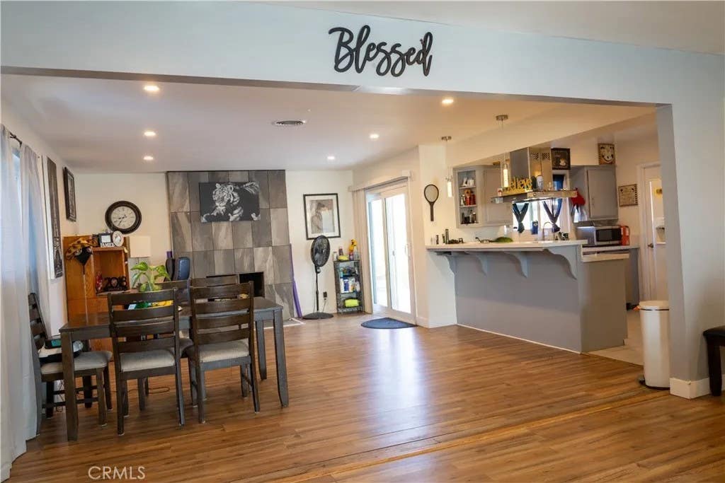 Photo of 3201 Durrwood ST, Bakersfield, CA 93304 (MLS # SR26104064)