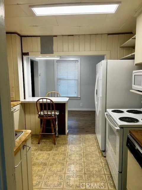 Tiny photo for 550 Hillcrest Drive, Lakeport, CA 95453 (MLS # LC25246716)