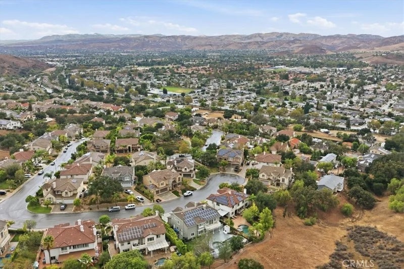 5748 Velvet Oak Court
