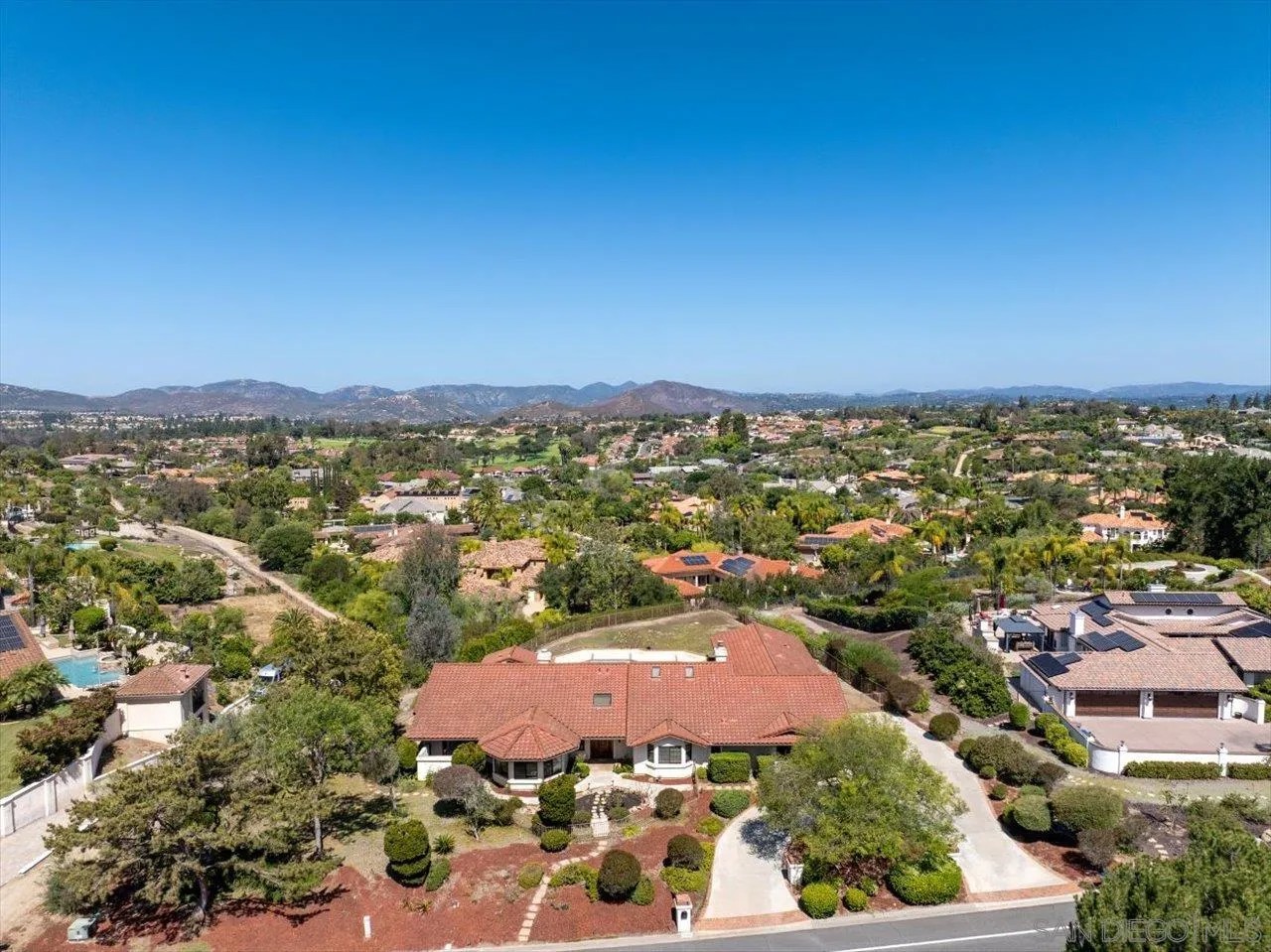 17648 Valle Verde Rd