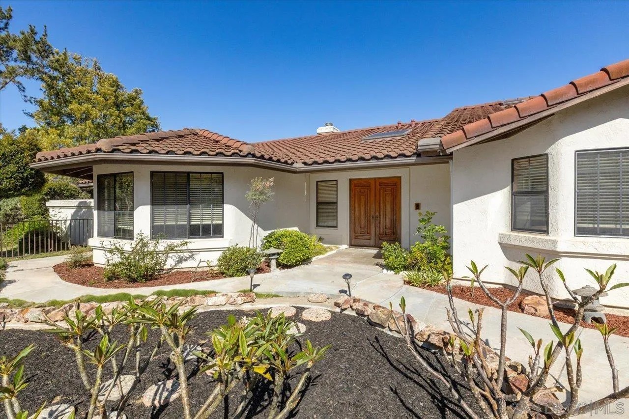 17648 Valle Verde Rd