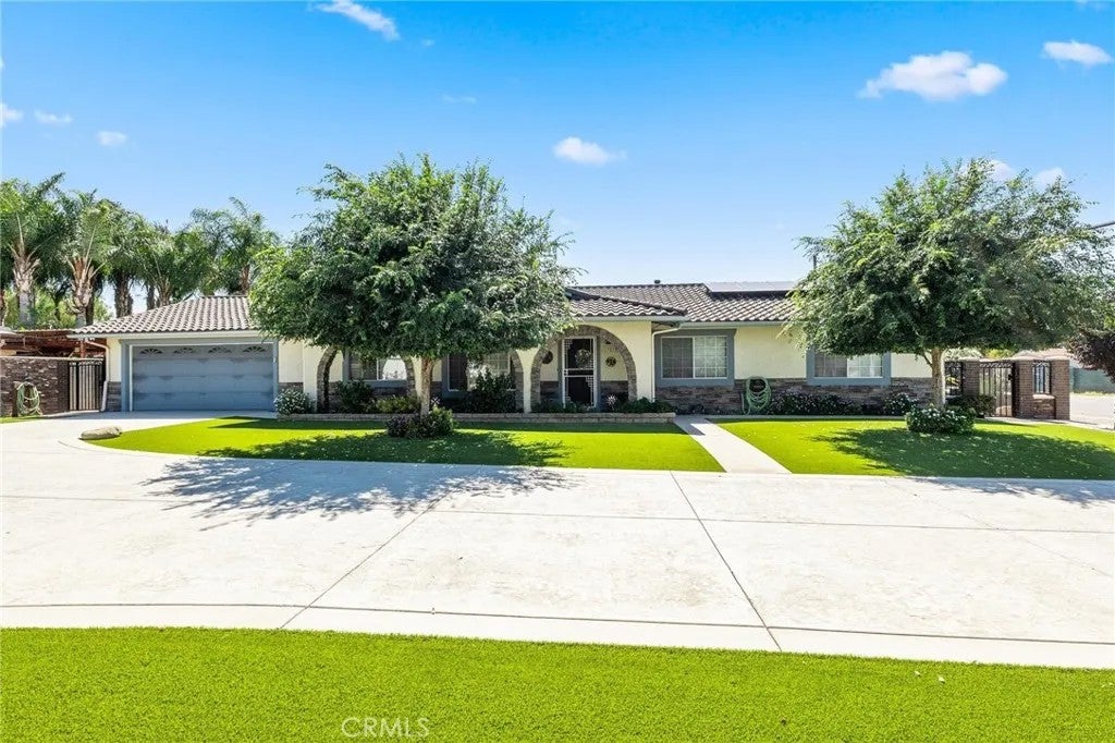 19815 Magnolia Avenue