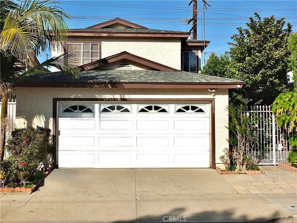 Photo of 253 Orleans Way, Long Beach, CA 90805 (MLS # RS26013280)