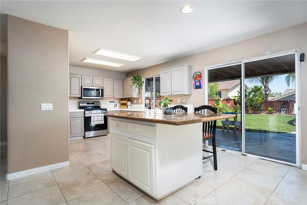 23128 Cannery