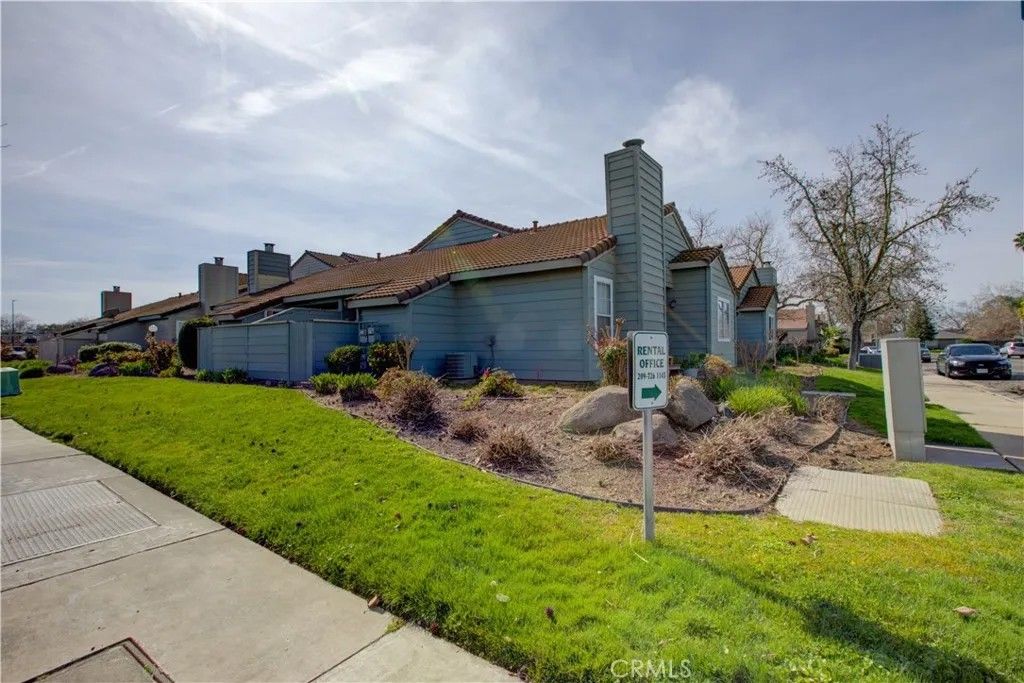 Photo of 1800 Conestoga Court, Merced, CA 95348 (MLS # MC26036561)