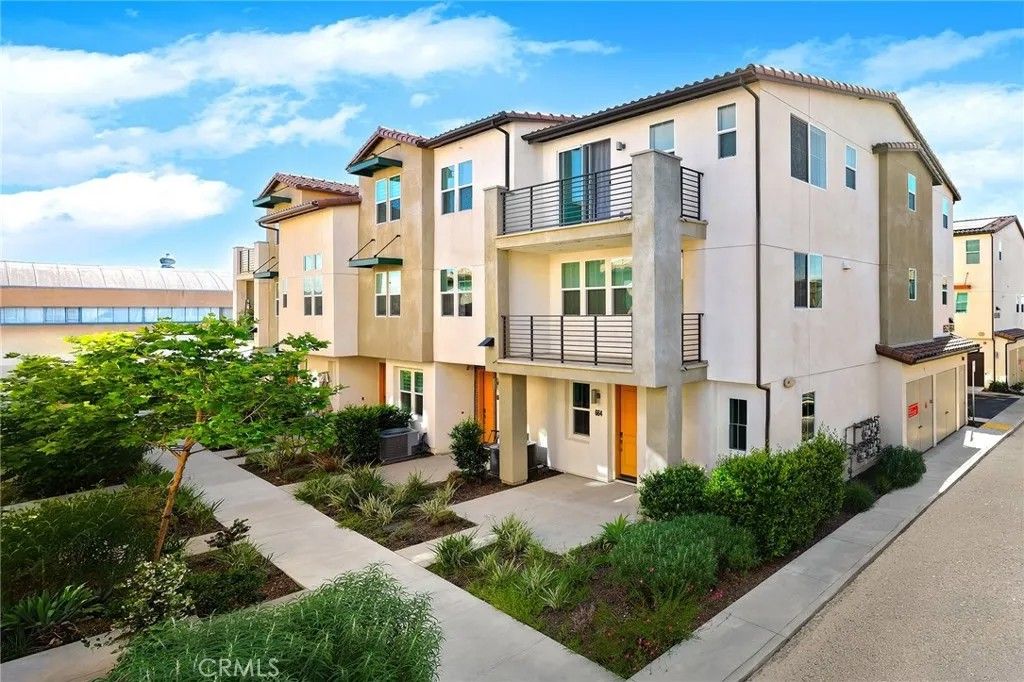 Photo of 660 Sunrise St, Covina, CA 91723 (MLS # PW26091346)