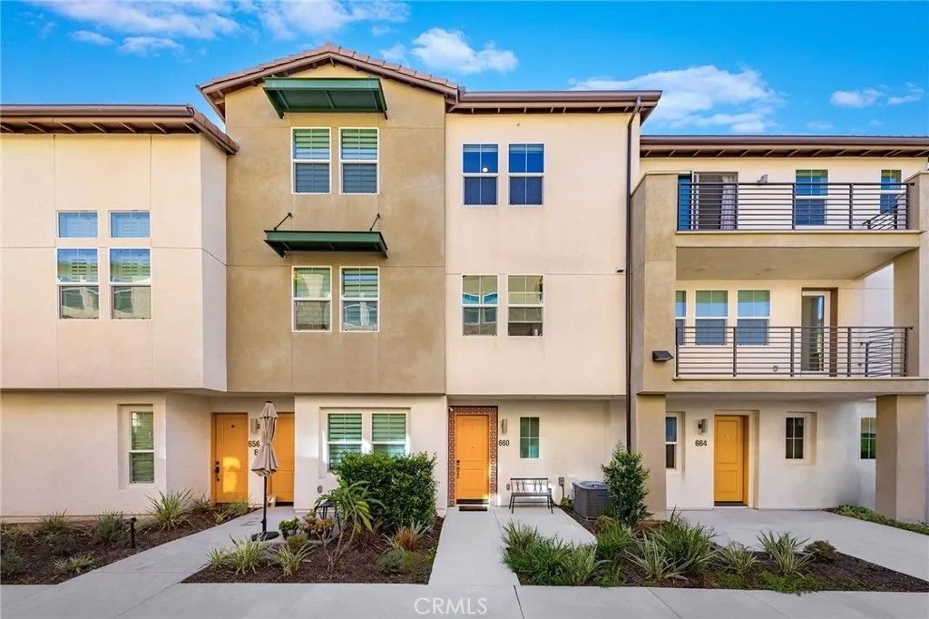 Photo of 660 Sunrise St, Covina, CA 91723 (MLS # PW26091346)