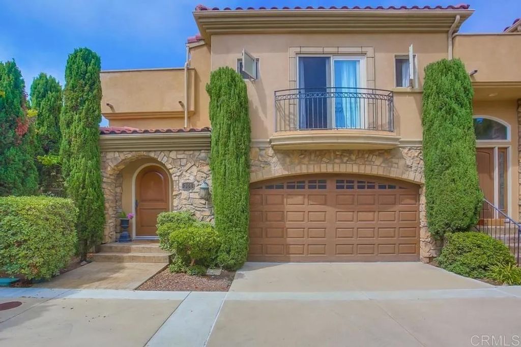 Photo of 301 N Rios Ave, Solana Beach, CA 92075 (MLS # NDP2509240)