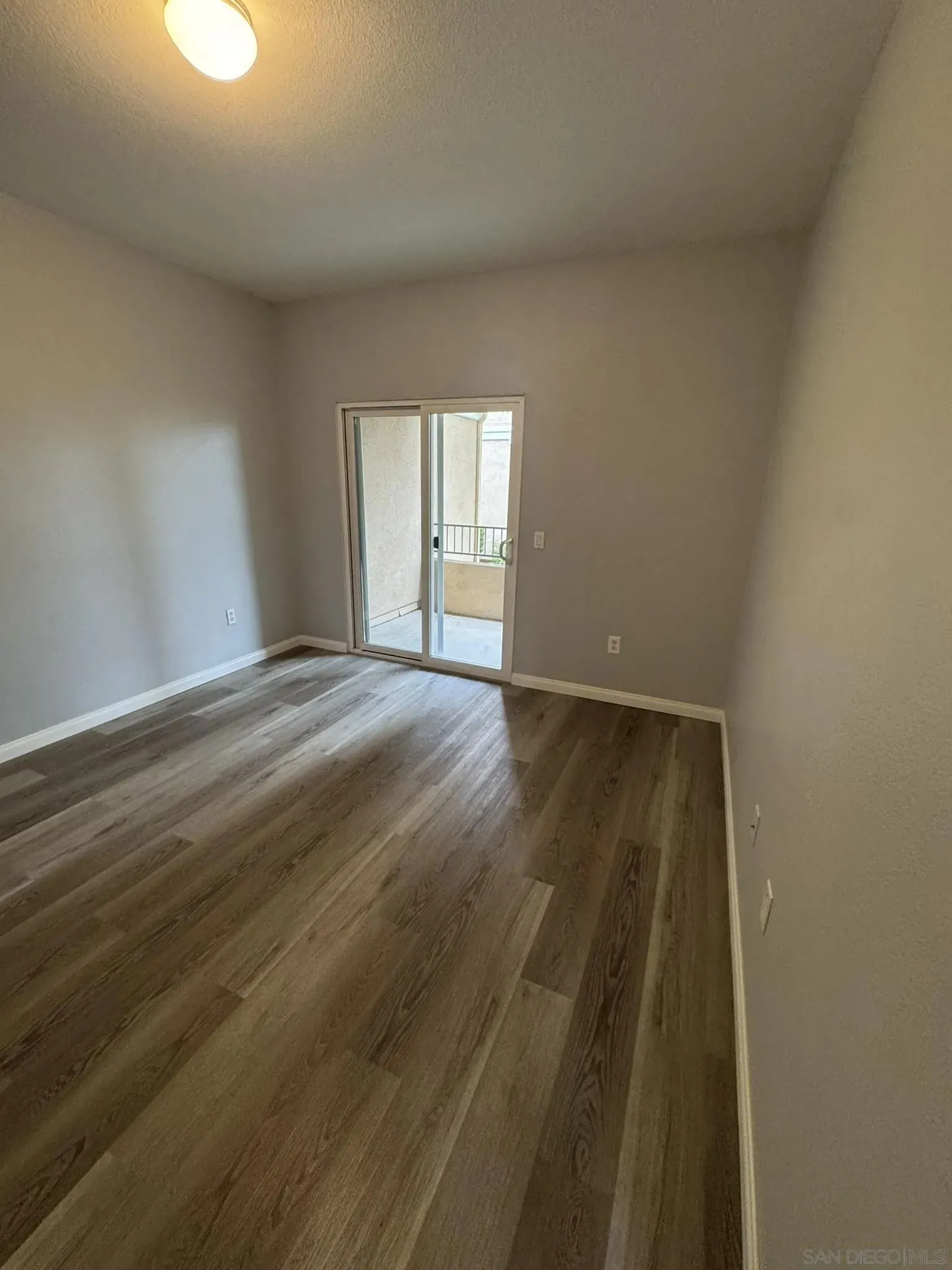 Lakeside, California 92040, United States, 3 Bedrooms Bedrooms, ,2 BathroomsBathrooms,Residential,Active,250379