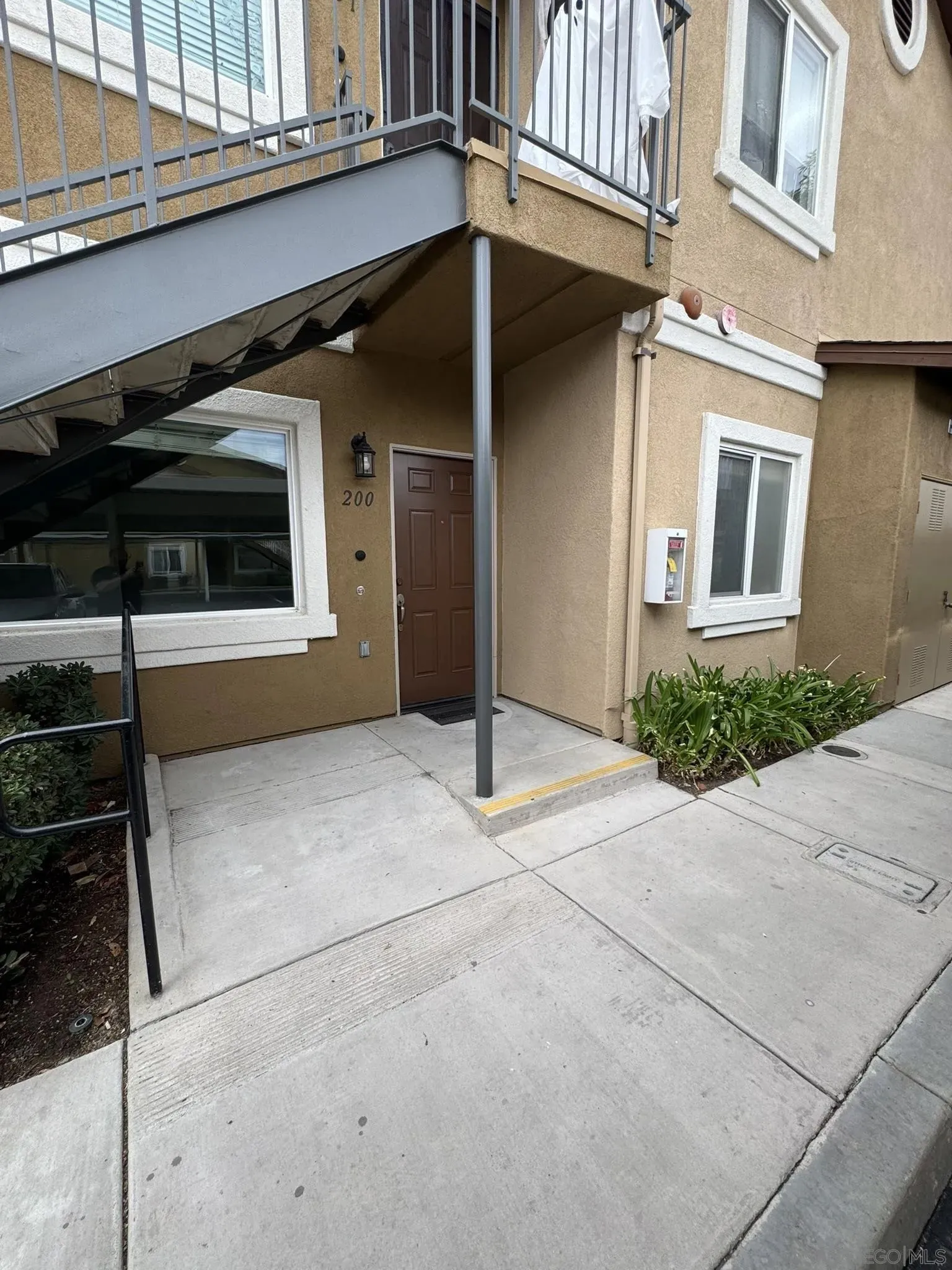 Lakeside, California 92040, United States, 3 Bedrooms Bedrooms, ,2 BathroomsBathrooms,Residential,Active,250379