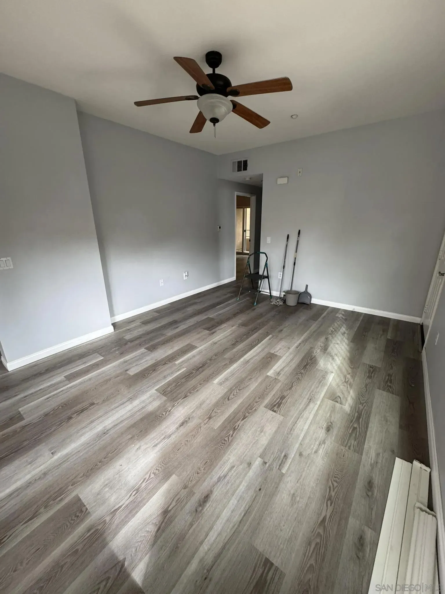 Lakeside, California 92040, United States, 3 Bedrooms Bedrooms, ,2 BathroomsBathrooms,Residential,Active,250379