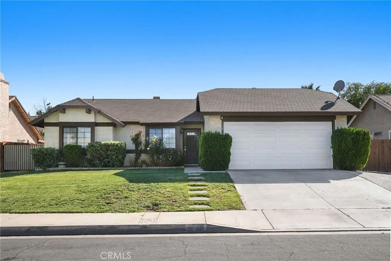 1820 E Avenue R10