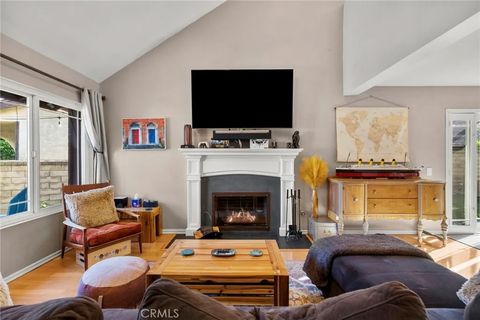 Tiny photo for 27547 Saffron Ln, Saugus, CA 91350 (MLS # SR25251694)