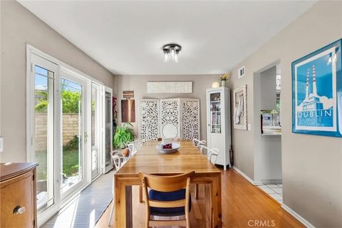 Tiny photo for 27547 Saffron Ln, Saugus, CA 91350 (MLS # SR25251694)