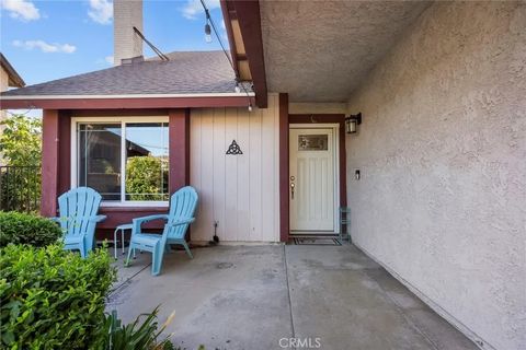 Tiny photo for 27547 Saffron Ln, Saugus, CA 91350 (MLS # SR25251694)