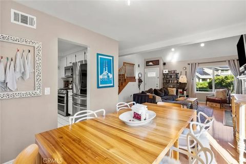 Tiny photo for 27547 Saffron Ln, Saugus, CA 91350 (MLS # SR25251694)