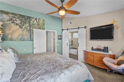 Tiny photo for 27547 Saffron Ln, Saugus, CA 91350 (MLS # SR25251694)