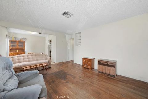 Tiny photo for 419 Stanford Rd, Burbank, CA 91504 (MLS # SR25266341)