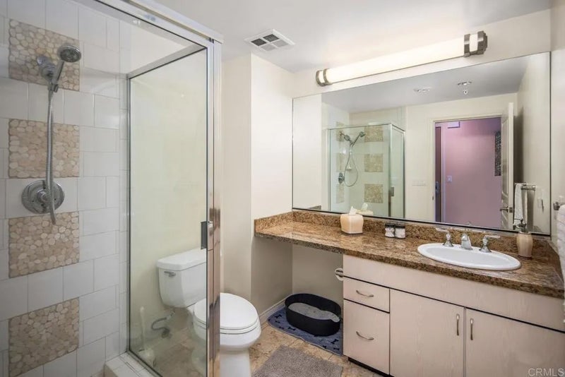 555 Front Street 1201